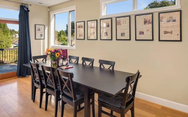 Seattle Vacation Home: The House of Suffrage