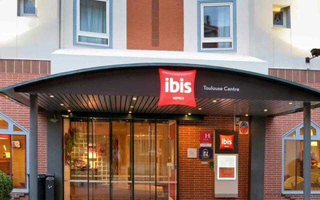 Отель Ibis Toulouse Centre Франция, Тулуза - отзывы, цены и фото номеров - забронировать отель Ibis Toulouse Centre онлайн вид на фасад