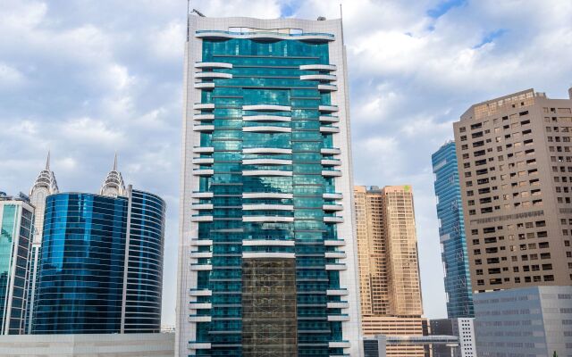 First Central Hotel Suites вид на фасад