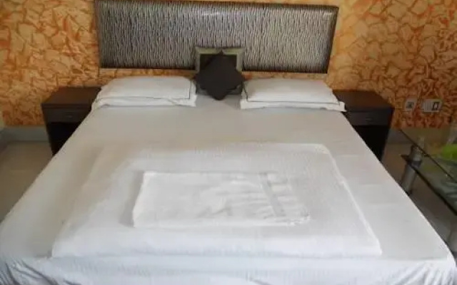 Hotel Rubicon Residency