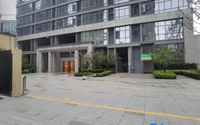 Shengji · City Apartment (Huzhou South Taihu Wuyue Plaza Olympic Sports Center)