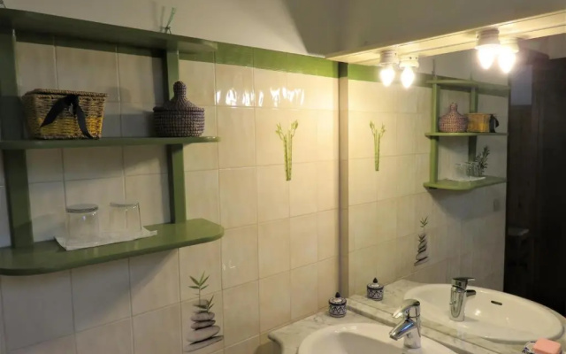 Au Coeur de la Provence Verte (Adults Only)