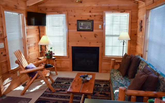 SOUTHERN NITES - 1 Br Cabin