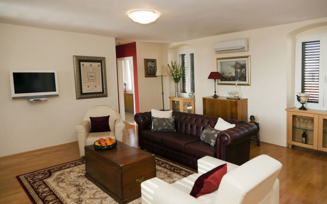 Zephyrus Boutique Accommodation
