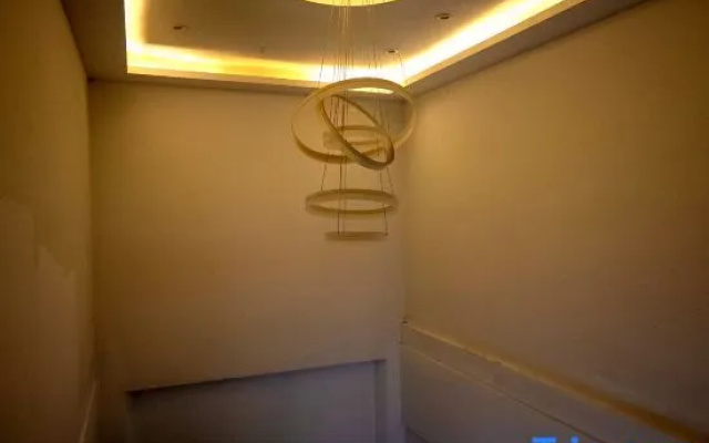Shell Hotel (Shanghai Nanxiang Guyi Garden)