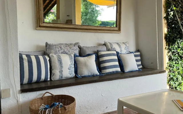 Lovely Holiday Apartment by the sea in Grimaud
