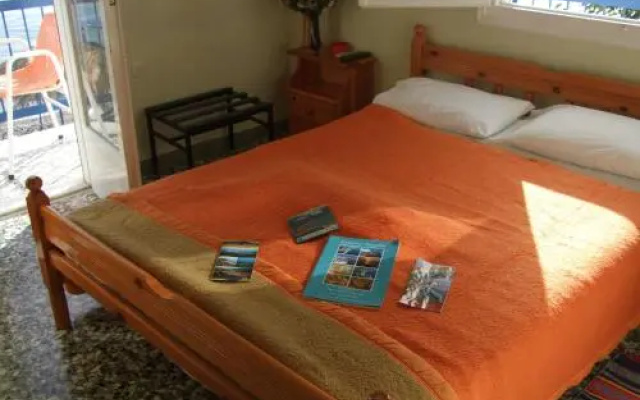 Tsakonia Hotel