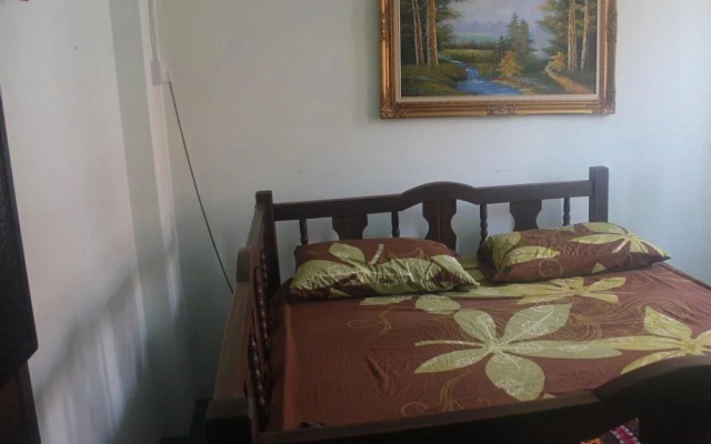 Raymonds Boutique Home