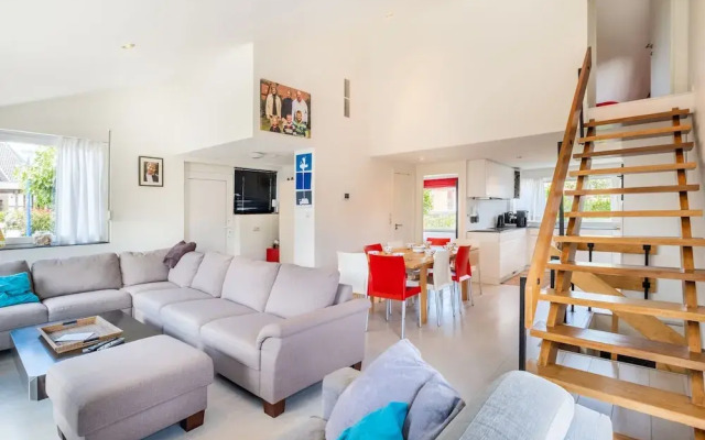 Villa in Koksijde With Sunny Terrace