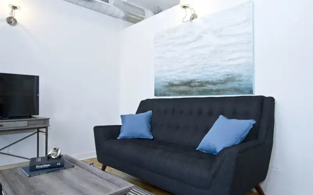 Architectural 2BR in Wicker Park by Sonder
