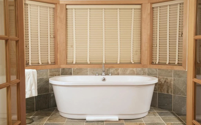 Chesterman Hideaway