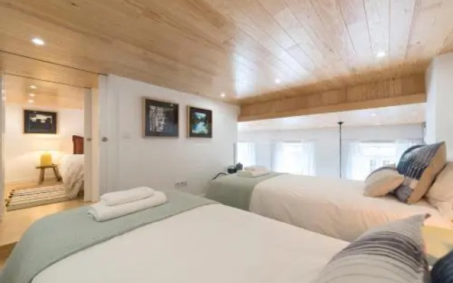 Bmyguest - Downtown Mezzanine Apartment