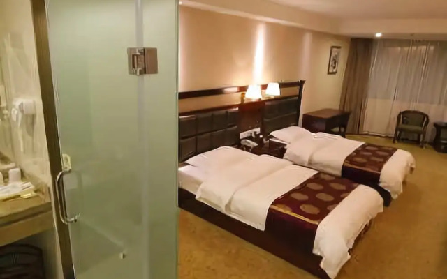 Fortune Hotel