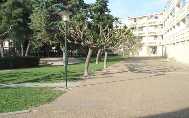Appartement Balaruc-les-Bains, 1 pièce, 2 personnes - FR-1-503-56