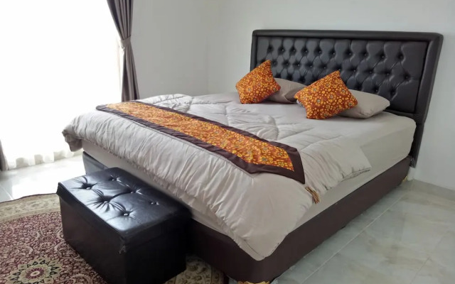 T-Rooms Homestay