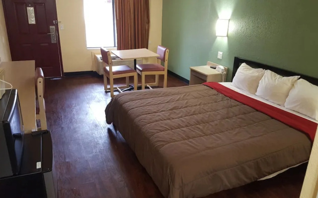 Americas Best Value Inn - Mentor