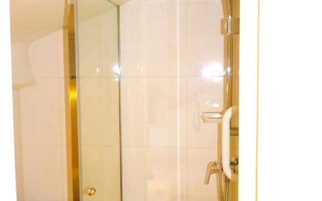 Отель Rue Antibes 117 ванная