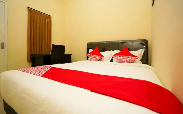 OYO 998 La'ana Residence Syariah