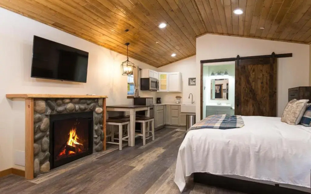 Woodland Inns