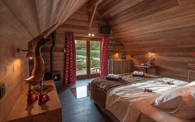 AquaLodge