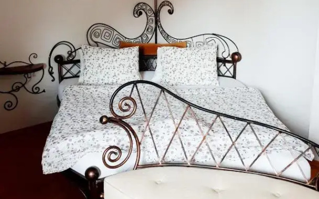 Penzion a Restauracia Toldi