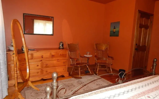 MoonStone Bed and Breakfast
