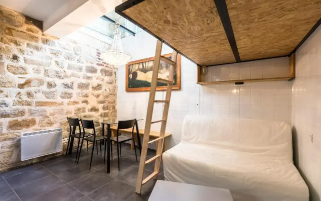 Original, cosy 25m² near CANAL ST-MARTIN