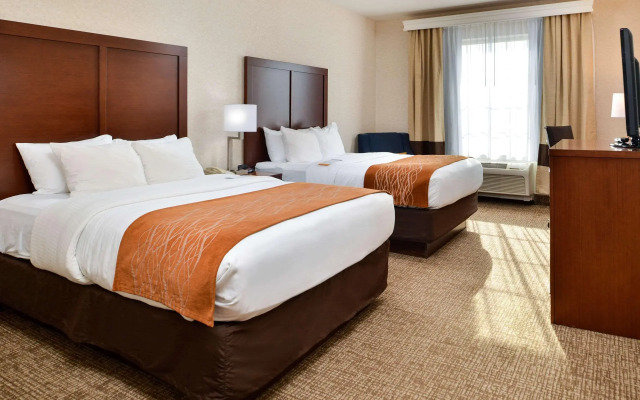 Comfort Inn & Suites Madison North