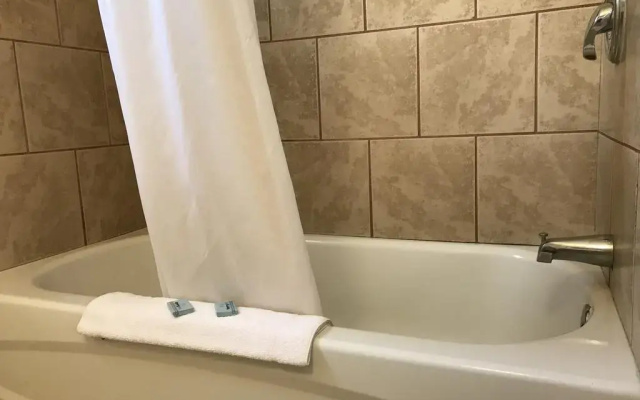 Relax Inn of Medford