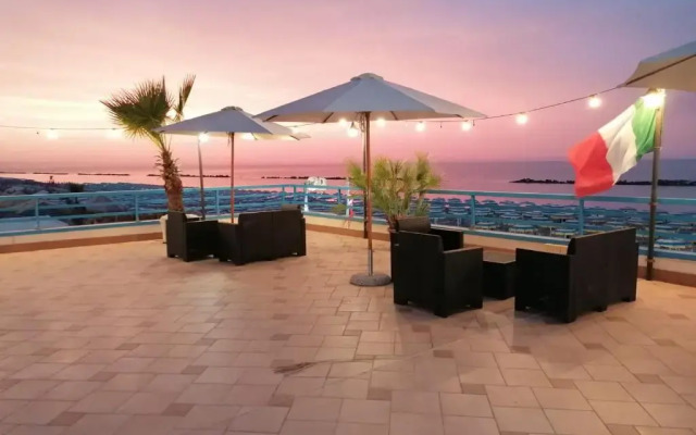 Sea Garden Rooms
