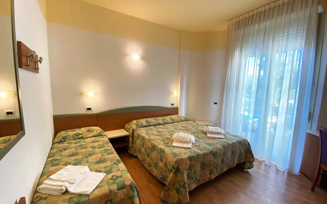 Hotel Diplomatic