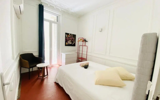 Grand appartement Place Préfecture 105m2