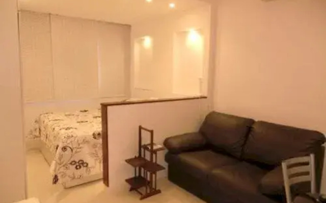 Studio Apartment in Leblon Near the Beach