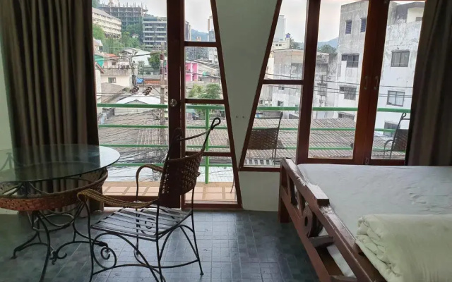 Baan Sukjai Guesthouse