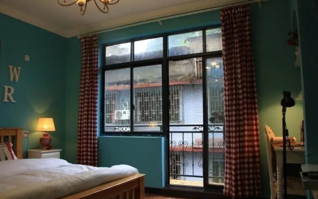 Yangshuo Guanjinglou Hotel