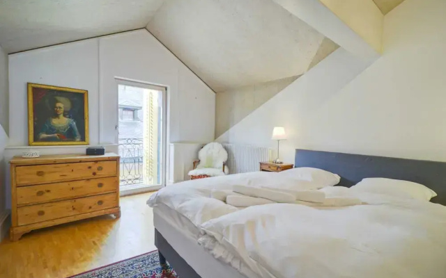 Cozy Penthouse in the old Town of Sion