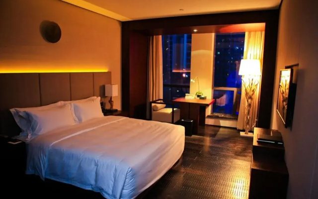 Le Noble Hotel