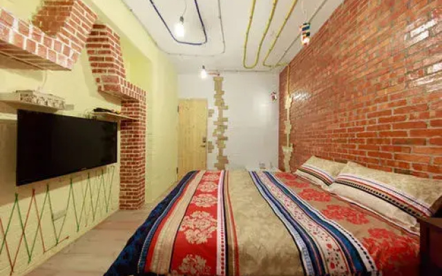 Roaming Ancient Bed and Breakfast