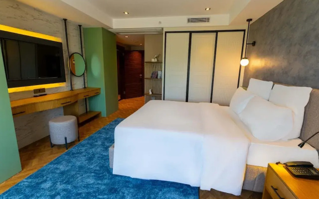Q Style Hotel