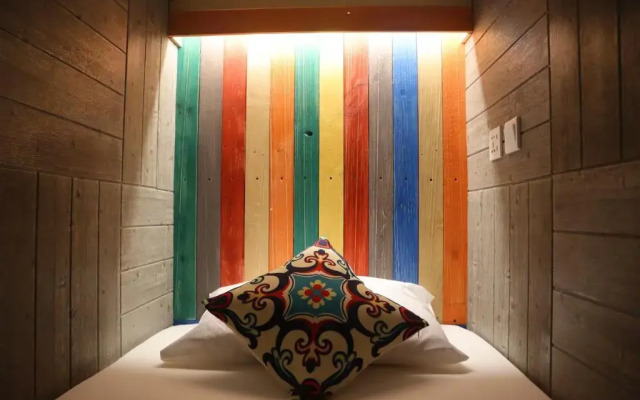 Write Hostel