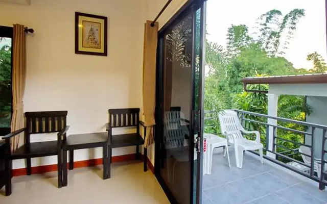 Naiharn Retreat Resort