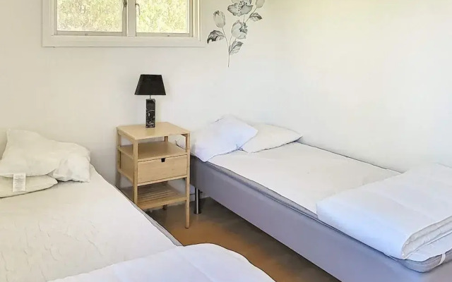 4 Person Holiday Home in Uddevalla-by Traum