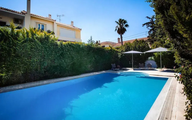 South Blue Tranquil Villa