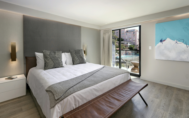 La Jolla Cove Suites