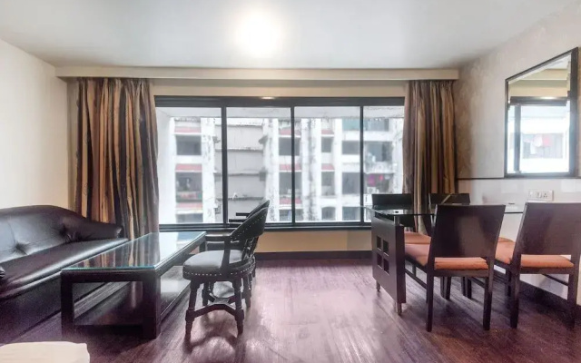 Savoy Suites by OYO Rooms