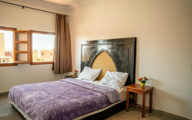 Asafar Apartments & Hostel