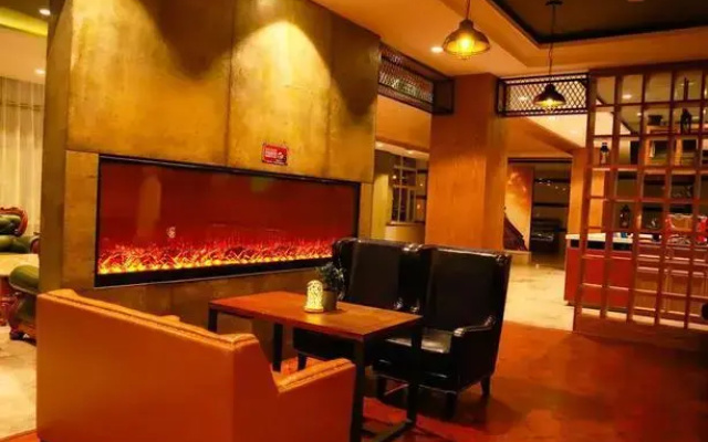 James Joyce Coffetel·Changchun Railway Station