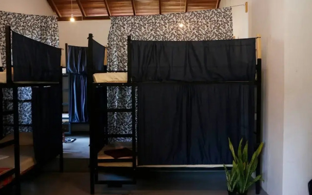 Dihein surf Hostel