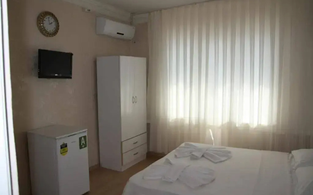 Enmek Apartments