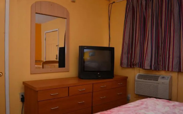 Ever Kleen Motel